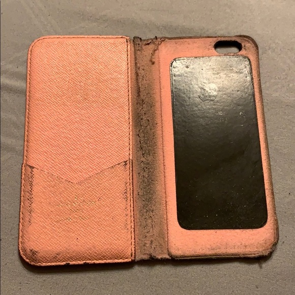 Authentic Louis Vuitton phone case - Picture 5 of 8